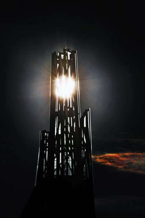 The sun rises behind the Canadian Museum for Human Rights in Winnipeg Tuesday morningFeature Photo- Oct 07, 2014   (JOE BRYKSA / WINNIPEG FREE PRESS)¬