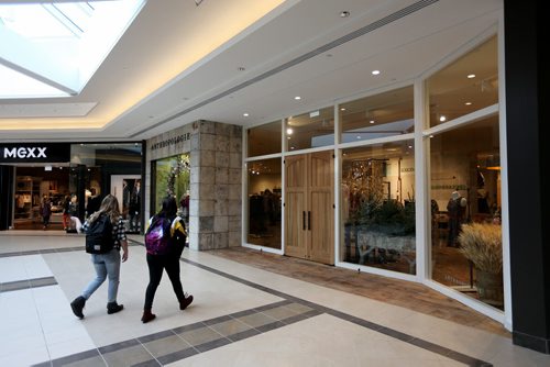 Anthropologie opens tomorrow in Polo Park, Thursday, October 16, 2014. (TREVOR HAGAN/WINNIPEG FREE PRESS)