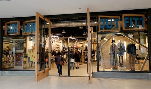 Urban Outfitters opened today in Polo Park, Thursday, October 16, 2014. (TREVOR HAGAN/WINNIPEG FREE PRESS)