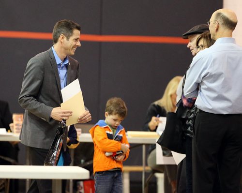 Winnipeg mayoral candidate Brian Bowman prepares to vote at Charleswood School with his son Austin, 4, on Wed., Oct. 22, 2014. Photo by Jason Halstead/Winnipeg Free Press