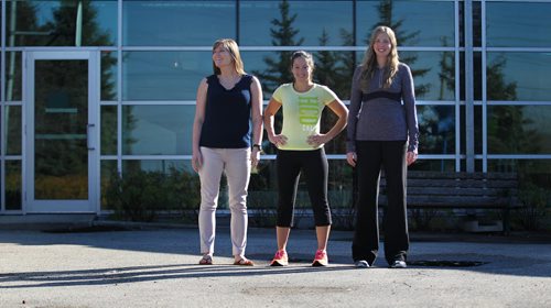 Lynnsey Eastoe (right), Rhea Vaags-Olafson and Alex Nataluk (yellow) are all different heights and body structures.  For story on different body types having varying needs.  For  49.8 story by  Tim Shantz - BESS(AT), CAT(C), CPT Certified Athletic Therapist & Personal Trainer  Oct 23,  2014 Ruth Bonneville / Winnipeg Free Press