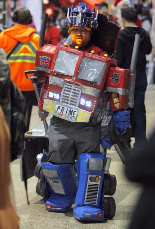 2014 Central Canada Comic Con at the RBC Convention Centre. Optimus prime played by Tony Liarakos. BORIS MINKEVICH / WINNIPEG FREE PRESS October 31, 2014