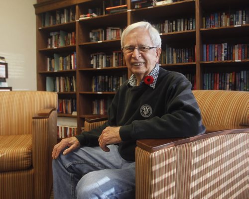 Money Matters on November is Financial Literacy Awareness Month.   Bill Cross in the reading room, his favourite place in the seniors complex he lives in. Joel Schlesinger story.   WAYNE GLOWACKI / WINNIPEG FREE PRESS) Nov.6 2014