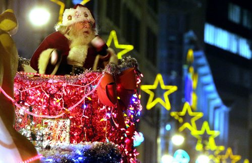 Santa Claus Parade, Saturday, November 15, 2014. (TREVOR HAGAN/WINNIPEG FREE PRESS)