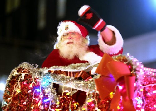 Santa Claus Parade, Saturday, November 15, 2014. (TREVOR HAGAN/WINNIPEG FREE PRESS)