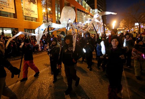 Santa Claus Parade, Saturday, November 15, 2014. (TREVOR HAGAN/WINNIPEG FREE PRESS)