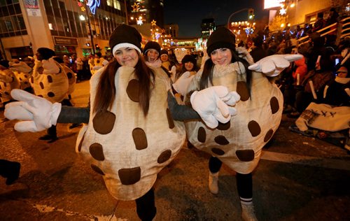 Santa Claus Parade, Saturday, November 15, 2014. (TREVOR HAGAN/WINNIPEG FREE PRESS)