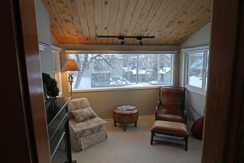 106 Niagara Street in River Heights-Reading room- See Todd Lewys Homes feature Nov 17, 2014   (JOE BRYKSA / WINNIPEG FREE PRESS)