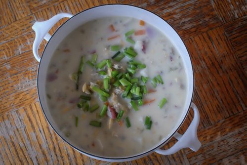 New England clam chowder for recipe swap. 141117 - Monday, November 17, 2014 -  (MIKE DEAL / WINNIPEG FREE PRESS)