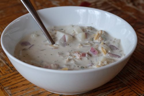 Cliff House clam chowder for recipe swap. 141117 - Monday, November 17, 2014 -  (MIKE DEAL / WINNIPEG FREE PRESS)