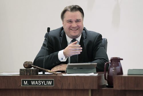 November 17, 2014 - 141117  -  Winnipeg School Division Trustee Mark Wasyliw at a board meeting  Monday, November 17, 2014. John Woods / Winnipeg Free Press