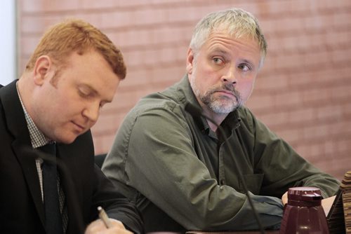 November 17, 2014 - 141117  -  Winnipeg School Division Trustees Chris Broughton and Allan Beach (R) at a board meeting  Monday, November 17, 2014. John Woods / Winnipeg Free Press