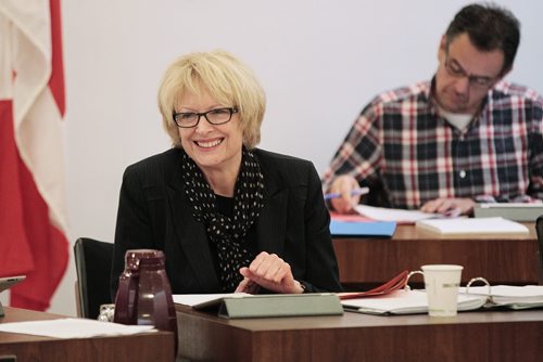 November 17, 2014 - 141117  -  Winnipeg School Division's Pauline Clarke at a board meeting  Monday, November 17, 2014. John Woods / Winnipeg Free Press