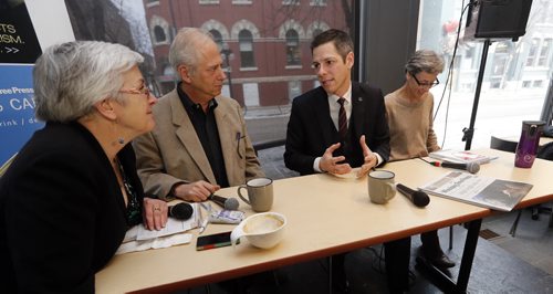 Wpg Mayor Brian Bowman speaks to the Winnipeg Free Press Editorial Board at the News Cafe .WFP ED Board members Shannon Sampert , Dave O'Brien Catherine Mitchell .NOV. 25 2014 / KEN GIGLIOTTI / WINNIPEG FREE PRESS