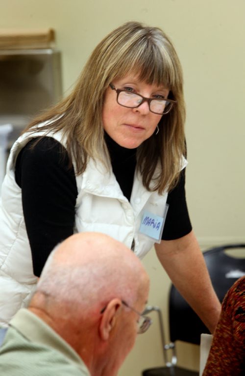 Instructor Maria Matthews works with a group of Alziemers patients keeping their memory sharp in a "Minds in Motion" workshop at the Seven Oaks Wellness Center Wednesday. See Carol Sanders story.  November 26, 2014 - (Phil Hossack / Winnipeg Free Press)