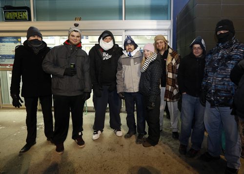 LOCAL .Black Friday , about 2 dozen people lined up outside Best Buy on St James St , some since 11pm Thursday night waiting for electronic deal NOV. 28 2014 / KEN GIGLIOTTI / WINNIPEG FREE PRESS