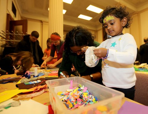 Madu Galappaththi and her daughter, Amanda, 2, playing with crafts during an open house at the Manitoba Legislative Building, Saturday, December 6, 2014. (TREVOR HAGAN/WINNIPEG FREE PRESS) - confirm name spelling is Galappaththi