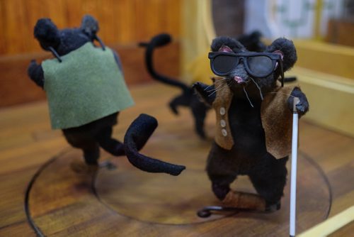 The Eatons Fairytale Vignettes on display at The Childrens Museum. The Three Blind Mice. 141209 - Tuesday, December 09, 2014 -  (MIKE DEAL / WINNIPEG FREE PRESS)