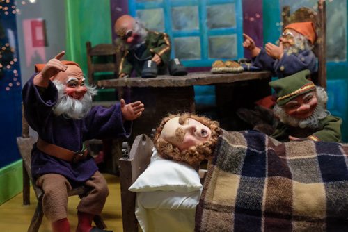 The Eatons Fairytale Vignettes on display at The Childrens Museum. The Elves and The Shoemaker 141209 - Tuesday, December 09, 2014 -  (MIKE DEAL / WINNIPEG FREE PRESS)