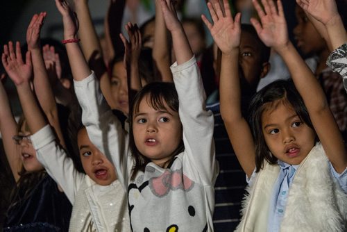 Ms. Cretton's grade 1-3 class at Buchanan School performs during the annual school winter concert Thursday afternoon. 141211 - Friday, December 12, 2014 -  (MIKE DEAL / WINNIPEG FREE PRESS)