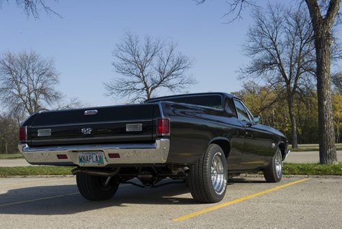 141024 Winnipeg - DAVID LIPNOWSKI / WINNIPEG FREE PRESS  Alvin Farion - 1967 El Camino