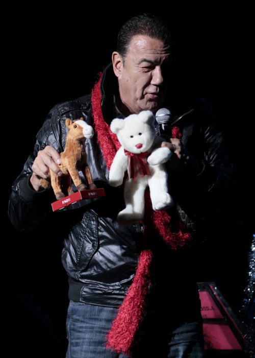 December 14, 2014 - 141214  -  Tom Jackson performs at his Huron Carole concert at Pantages Theatre Sunday, December 14, 2014. The weekend was a celebration of women's hockey in Manitoba. John Woods / Winnipeg Free Press