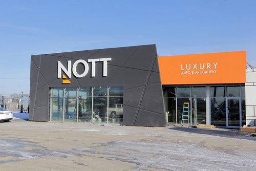 Nott Auto's new under construction showroom at the corner of McGillivray and Waverly. BORIS MINKEVICH /WINNIPEG FREE PRESS. December 18, 2014