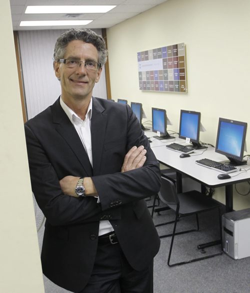 UNITED WAY.   Shawn Mahoney, executive director of Opportunities for Employment, an organization located at 300-294 Portage Avenue that helps Winnipeggers who are 18 years old and over find employment. Aaron story  Wayne Glowacki / Winnipeg Free Press Dec.19 2014