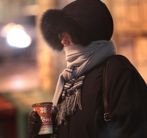 The extreme cold temperatures in Winnipeg had most people bundled up Monday morning.   Wayne Glowacki / Winnipeg Free Press Dec.29 2014
