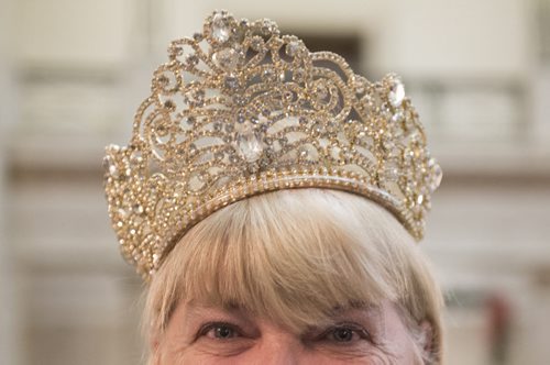 150101 Winnipeg - DAVID LIPNOWSKI / WINNIPEG FREE PRESS  Barbara Green was dressed as the Queen of the Daughters of the Nile Thursday January 1, 2015 at the annual public levee at the Manitoba Legislative Building.
