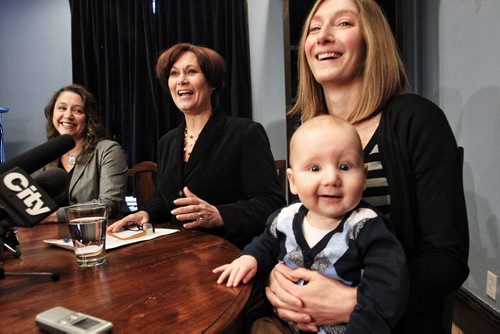 NDP leadership candidate Theresa Oswald announces her plan to hire more than 20 midwives and to establish a breast milk bank as well as improving breastfeeding support for new moms. Tracey Novoselnik, vp of the Midwifery Association of Manitoba (left) and mom Katie Findlater with son Liam, 6 months, attended to show support.  150104 January 04, 2015 Mike Deal / Winnipeg Free Press