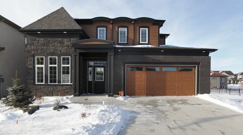 Homes. 111 Lake Bend Road in Bridgwater Lakes. Contact is Hilton Homes Spencer Curtis. Todd Lewys story Wayne Glowacki / Winnipeg Free Press Jan. 5 2015