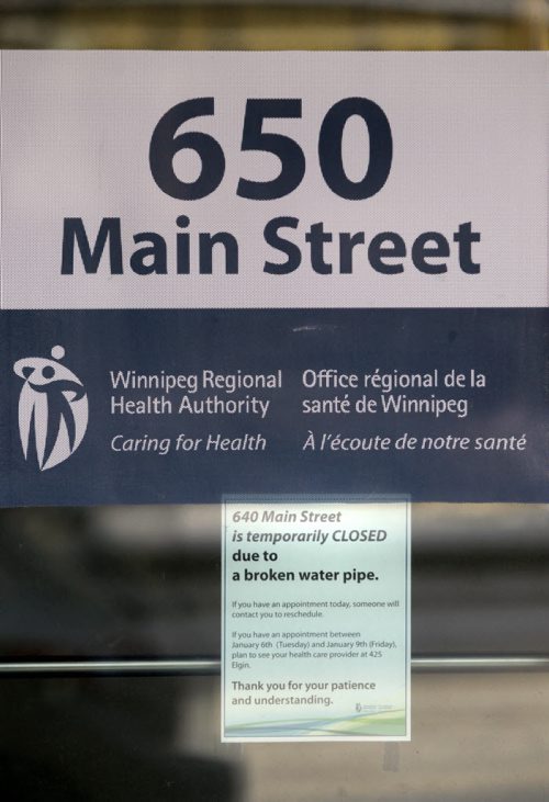 Frozen pipes at the Access Downtown location in the WRHA building on Main St. Larry Kusch story. Wayne Glowacki Winnipeg Free Press Jan. 6 2015