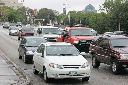 BORIS MINKEVICH / WINNIPEG FREE PRESS  070913 Traffic on the Osborne St. Bridge. No construction crews were working in the area.