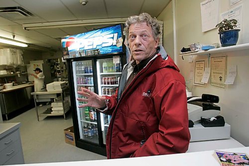 BORIS MINKEVICH / WINNIPEG FREE PRESS  070913 Martin Roseney  owns Chicago Phil's Deep Dish Pizza on Donald St.  He talks about traffic problems.
