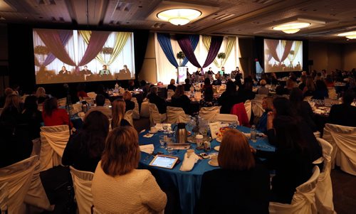 The SHEday 2015 event at the RBC Convention Centre Winnipeg Thursday. Martin Cash story  Wayne Glowacki / Winnipeg Free Press ¤Jan. 15 2015