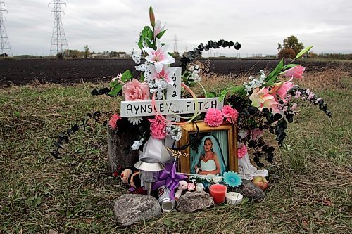 BORIS MINKEVICH / WINNIPEG FREE PRESS  070918 A memorial erected where Aynsley Fitch's body was dumped. The road was an access road at the end of Murray Road west of McPhillips.