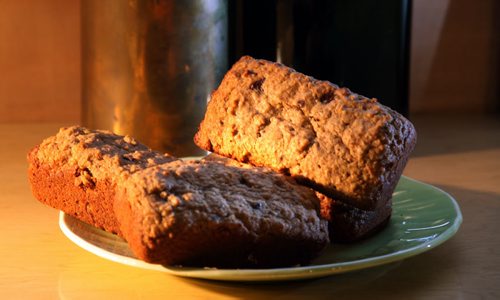Banana Bread, (with CHiocolate chunks) See Alison Gilmore's Recipe Swap.  January 26, 2015 - (Phil Hossack / Winnipeg Free Press)