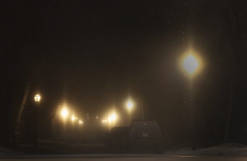 Foggy Morning- Thick fog and ice crystals with -6C temperatures in Winnipeg have caused low visibility -Standup Photo- Jan 27, 2015   (JOE BRYKSA / WINNIPEG FREE PRESS)