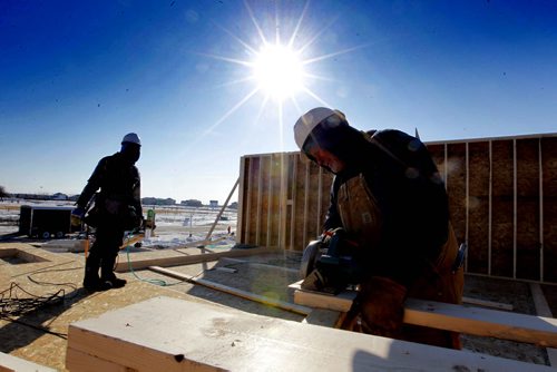 LOCAL 49.8 - New home construction. Generic shots. BORIS MINKEVICH / WINNIPEG FREE PRESS  FEB. 3, 2015