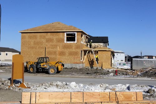 LOCAL 49.8 - New home construction. Generic shots. BORIS MINKEVICH / WINNIPEG FREE PRESS  FEB. 3, 2015