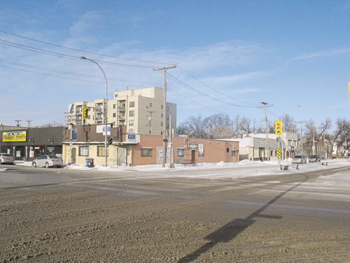 Canstar Community News Jan. 15, 2015 - Northwest corner of Regent Ave & Day Street in Transcona. (SHELDON BIRNIE/CANSTAR COMMUNITY NEWS/HERALD)