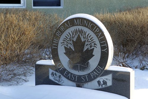 LOCAL - Signs and surroundings around the RM's that are in story. East St. Paul. BORIS MINKEVICH / WINNIPEG FREE PRESS  FEB. 13, 2015