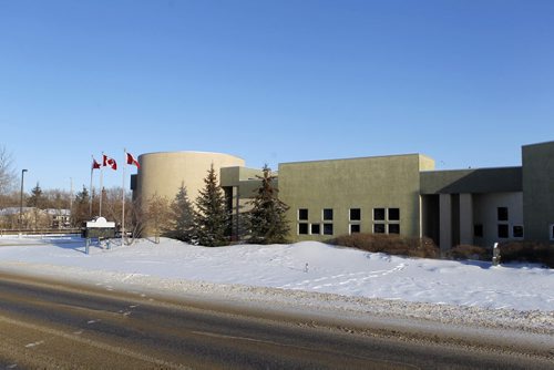 LOCAL - Signs and surroundings around the RM's that are in story. East St. Paul. BORIS MINKEVICH / WINNIPEG FREE PRESS  FEB. 13, 2015