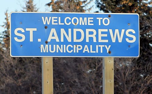 LOCAL - Signs and surroundings around the RM's that are in story. St. Andrews. BORIS MINKEVICH / WINNIPEG FREE PRESS  FEB. 13, 2015