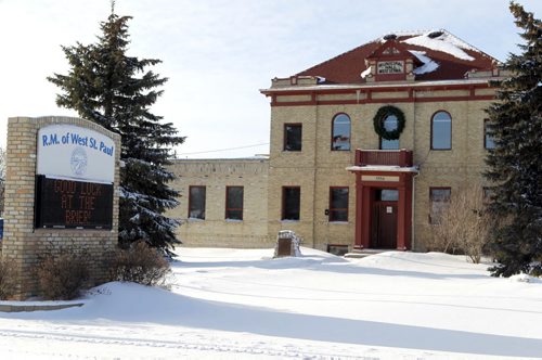 LOCAL - Signs and surroundings around the RM's that are in story. West St. Paul. BORIS MINKEVICH / WINNIPEG FREE PRESS  FEB. 13, 2015