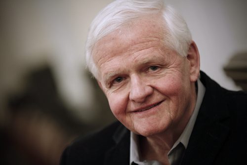 February 17, 2015 - 150217  -  University of Winnipeg history professor Robert Young at the launch of his book Premonitions of War: The Winnipeg Free Press And The Hitler Years  Tuesday, February 17, 2015. John Woods / Winnipeg Free Press