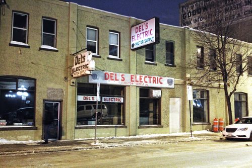Del's Electric Motor Supply at 54 Princess St. 150219 February 19, 2015 Mike Deal / Winnipeg Free Press