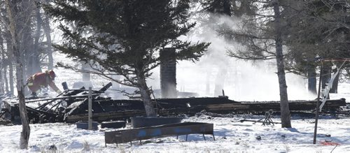 The scene of a fatal house fire near Kane, Mb. where four brothers died. The fire occurred at about 12:30 a.m. near the community of Kane, which is located about 20 kilometres west of Morris on Highway 23. Adam Wazny story Wayne Glowacki/Winnipeg Free Press Feb.25   2015