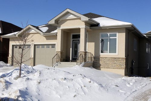 HOMES - 189 Park Valley Road. Resale homes. Waverley West.  BORIS MINKEVICH/WINNIPEG FREE PRESS MARCH 3, 2015